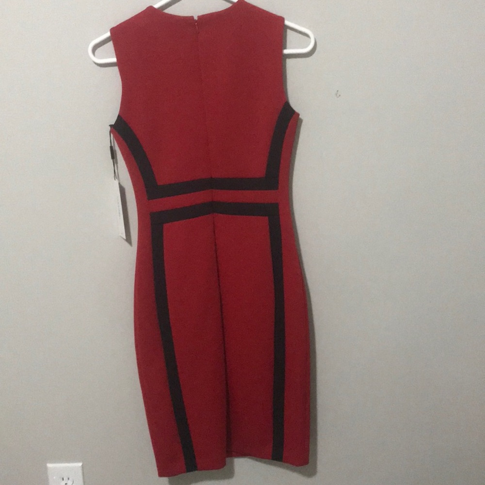 Dress - Picture 3 of 3